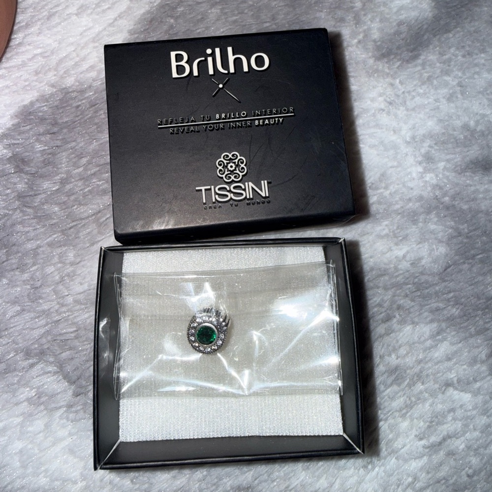 Tissini Silver necklace pendant with Green Gem